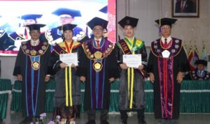 wisuda