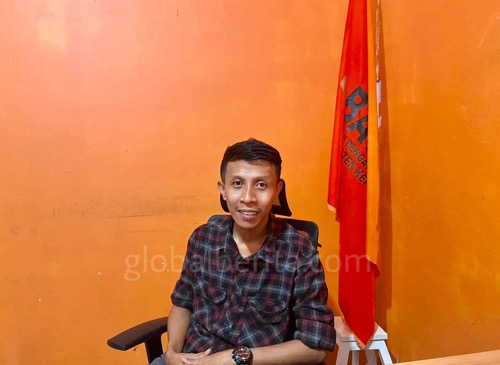 99ED0AB4-BCE9-453D-8F58-EEEFAADBB8BB