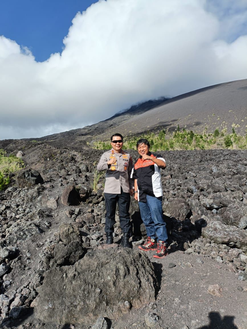 Kapolda Sulut Bersama James Sumendap 